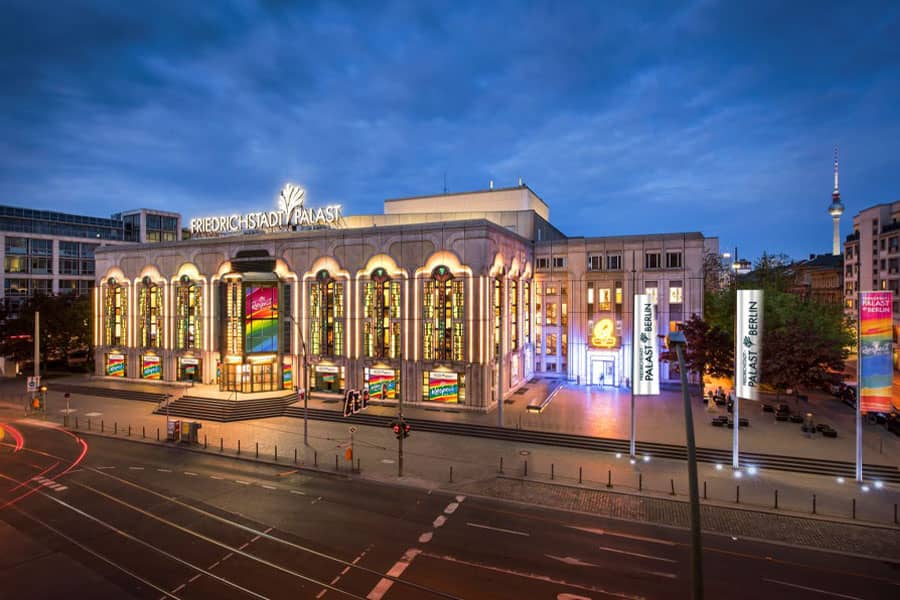 Friedrichstadt-Palast Berlin: Der Palast in Berlin | Foto: Bernd Brundert Friedrichstadt-Palast Berlin. Palast, Berlin